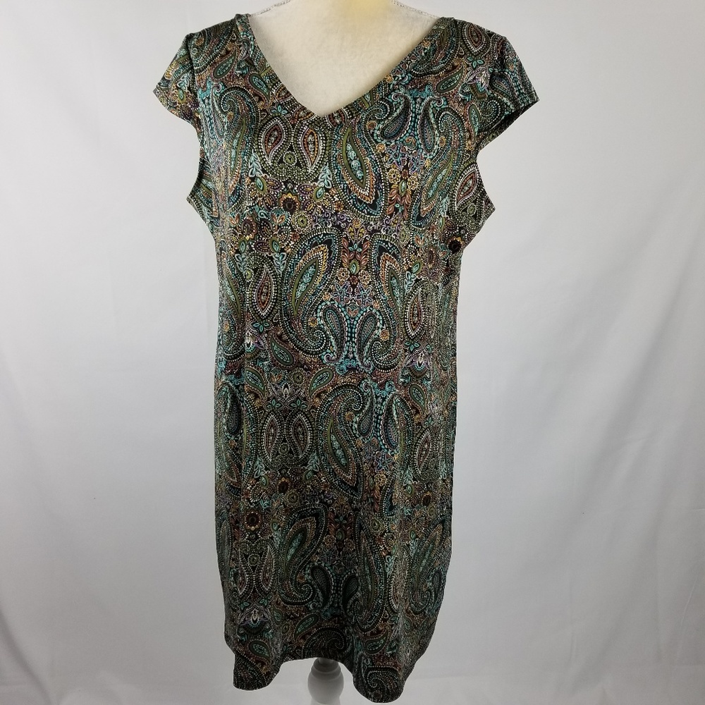 Soho Apparel Ltd | Paisley Shift Dress